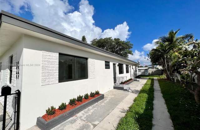 2465 NW 35th St - 2465 Northwest 35th Street, Miami, FL 33142