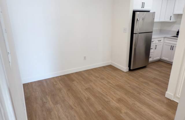 3000 Associated Road