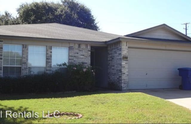 612 Mesquite Cr - 612 Mesquite Circle, Copperas Cove, TX 76522