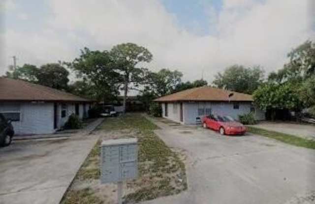1661 W 27th Street unit: B