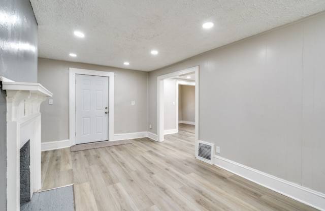 920 Bloomfield Avenue