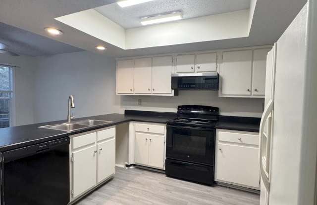 3092 South Wesley Court