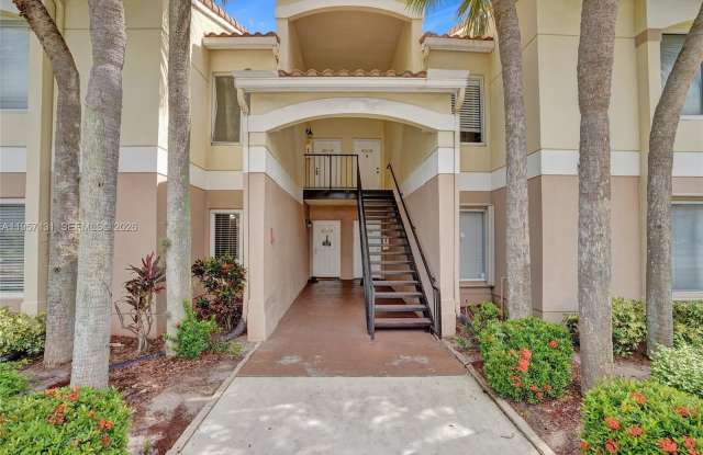 815 W Boynton Beach Boulevard