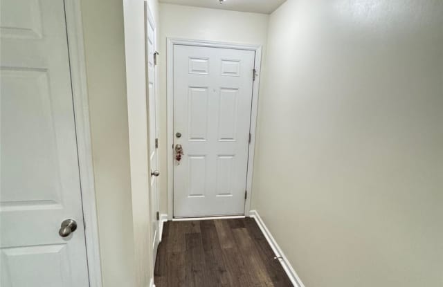 320 Grasslands Drive