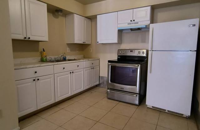 Photo of Spacious 3-Bedroom 2 Bathroom Apartment for Rent!