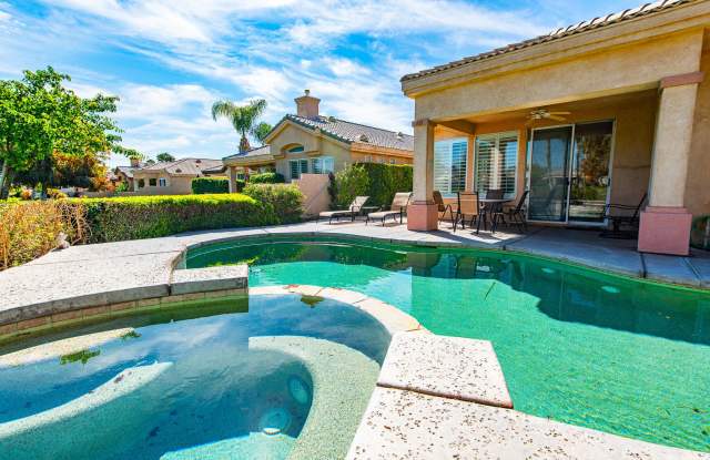 29488 W Laguna Drive