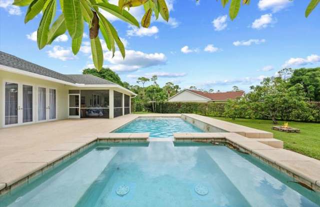 148 Scarborough Terrace, Wellington, FL 33414