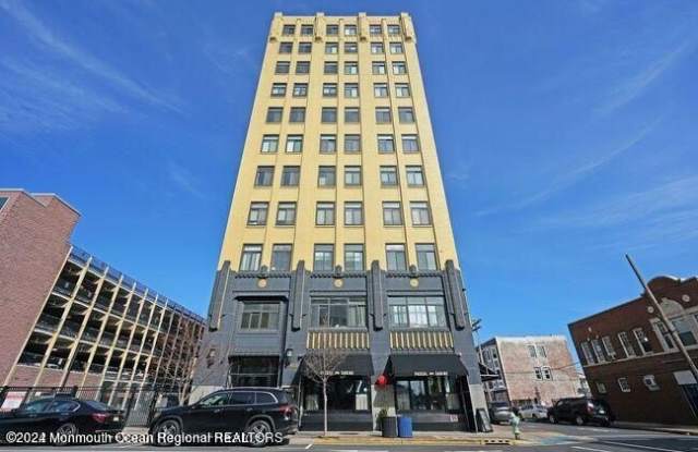 Photo of 601 Bangs Avenue unit: 707