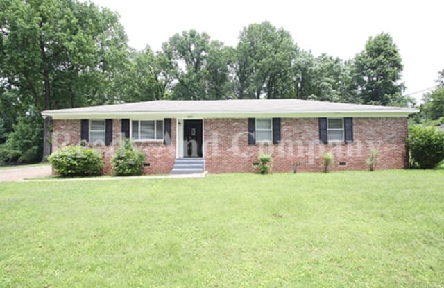 3356 Manning Dr - 3356 Manning Drive, Memphis, TN 38128