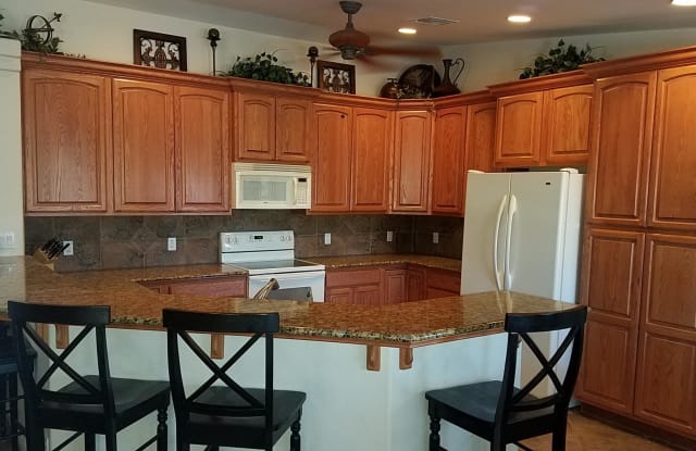 2841 Cumberland Dr - 2841 Cumberland Dr, Lake Havasu City, AZ 86406