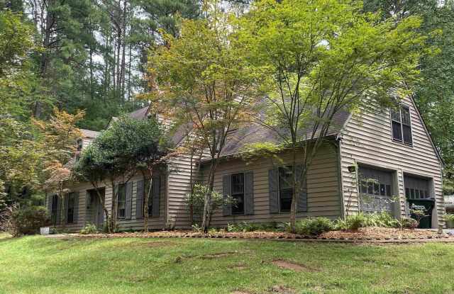 Photo of 1390 EARLYSVILLE FOREST DR