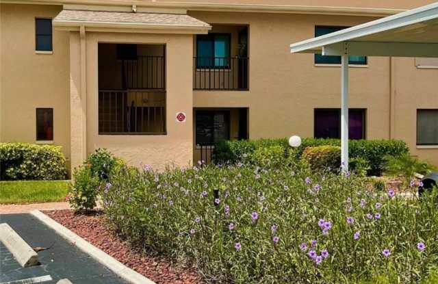 3708 SE 12th Avenue unit: 201