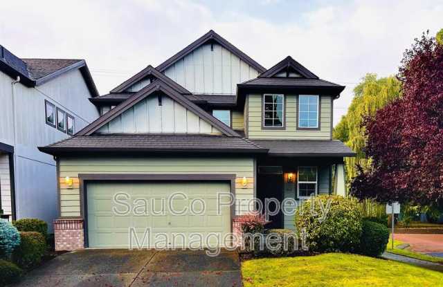 1816 Southeast Water Lily Street