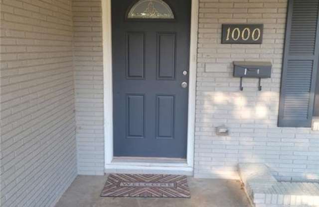 1000 Hereford Street