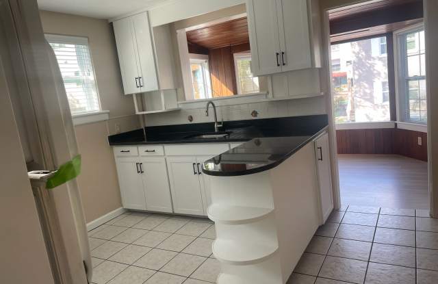14 S Summerlin Ave - 1