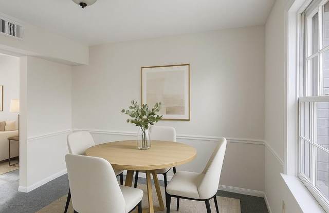 2103 FORT DAVIS Street SE unit: A