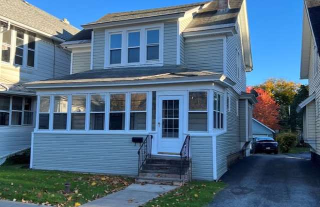 533 Whittier Avenue - 1