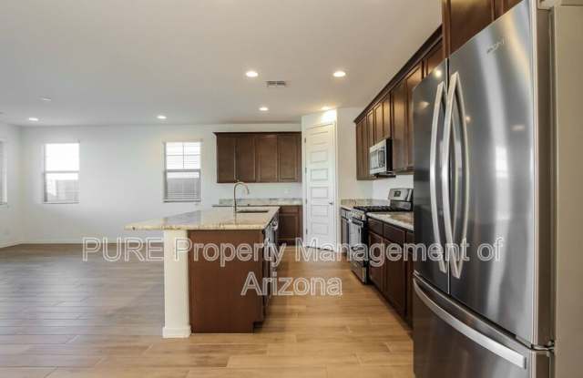 10222 W Crittenden Ln