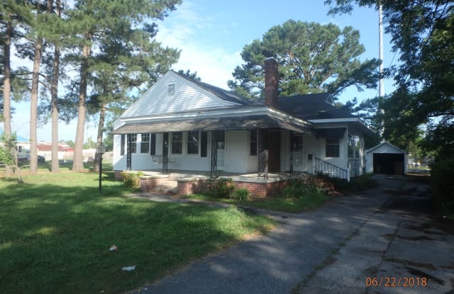 2230 Dickinson Ave - 2230 Dickinson Ave, Greenville, NC 27834