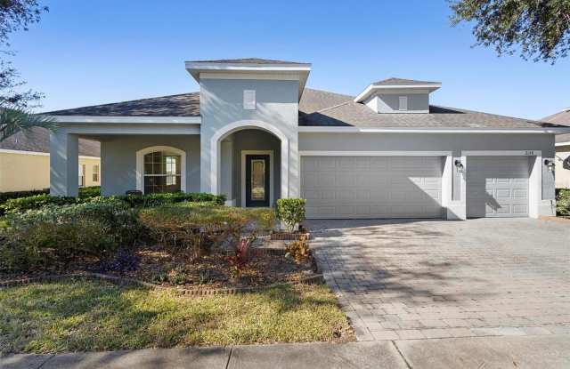 2156 BAY CLOVER DRIVE