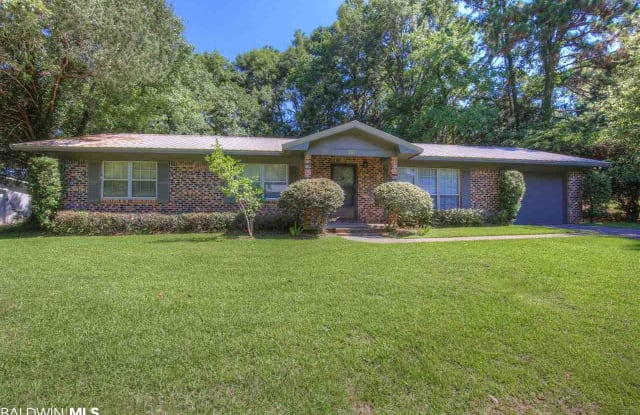 697 Johnson Avenue - 697 Johnson Avenue, Fairhope, AL 36532