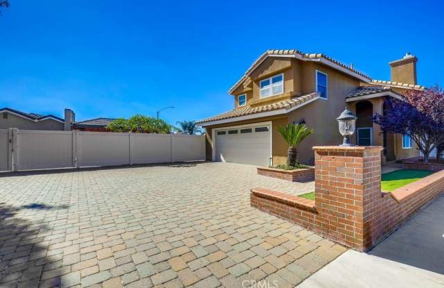 Photo of 4540 E Vanity