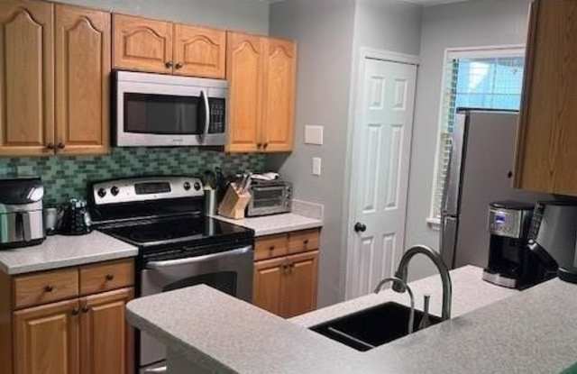 515 Cypress Pointe Street