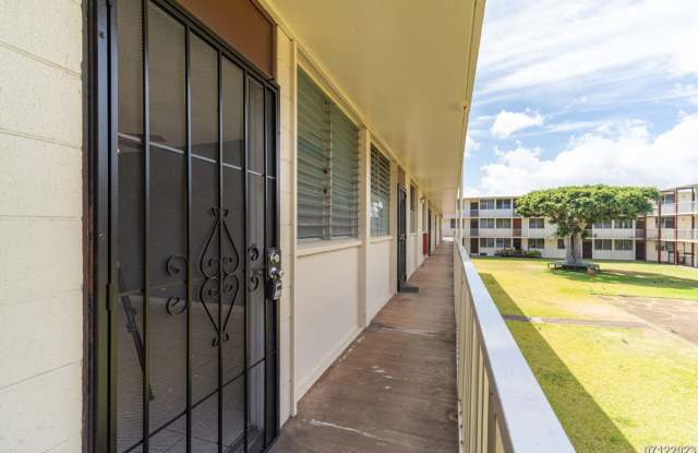 2br/1ba Condo/Apt in Kalihi at Bishop Gardens - 1425 Kaumualii Street, Honolulu, HI 96817