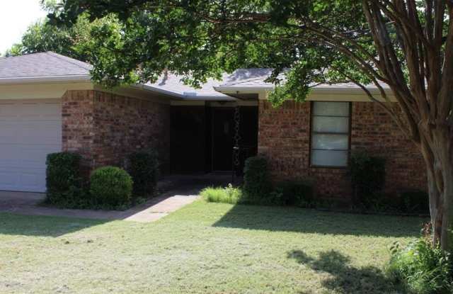 Photo of 3202 Burgandy Lane