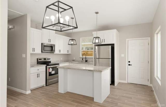 3305 Fuerte Avenue unit: 3