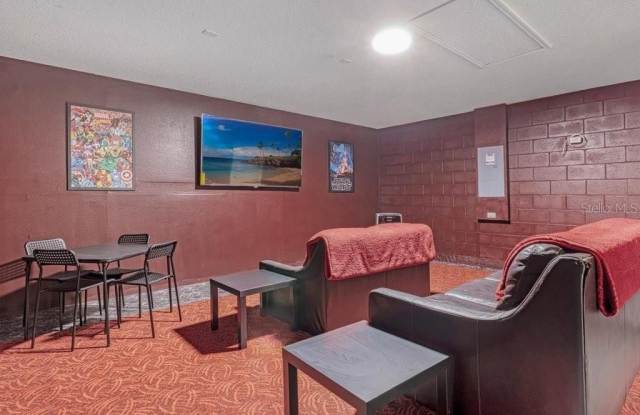 1007 CYPRESS POINTE BOULEVARD