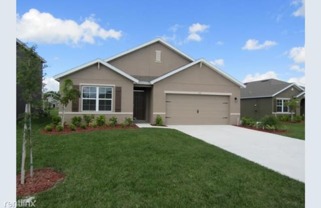 118 Lure Ct SW - 118 Lure Ct SW, Brevard County, FL 32907
