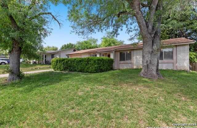 12115 WILDERNESS TRL