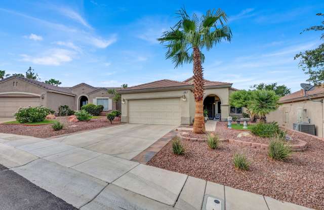 *VERY CUTE SINGLE STORY 2 BEED 2 BATH HOME IN "SUN CITY MCDONALD RANCH!! 55+ COMMUNITY