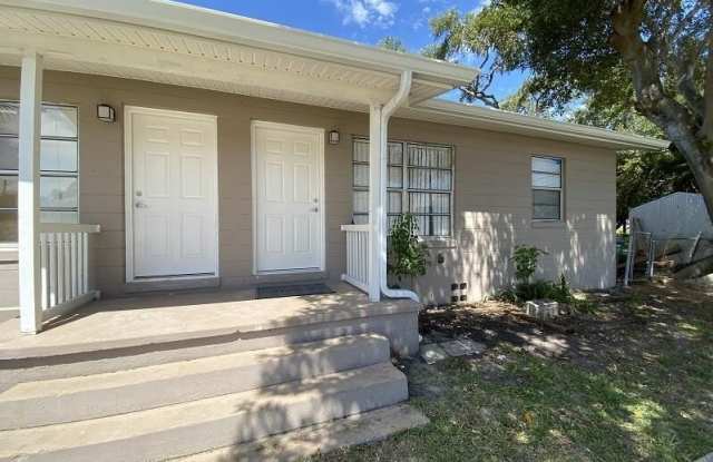 128 Adams Avenue unit: 2