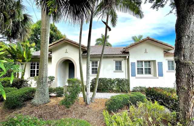 640 Moondancer Ct