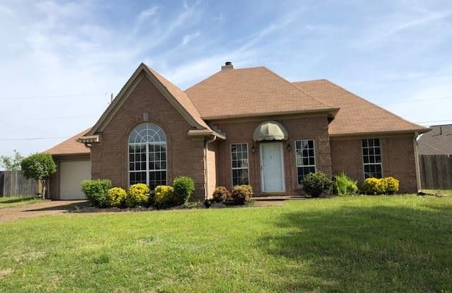 8262 Whispering View Dr - 8262 Whispering View Drive, Shelby County, TN 38125