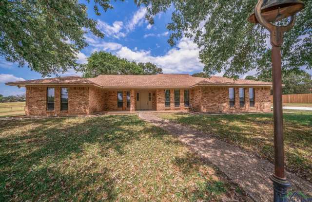 7036 FM 1252 W - 7036 Farm-to-Market 1252 West, Gregg County, TX 75647