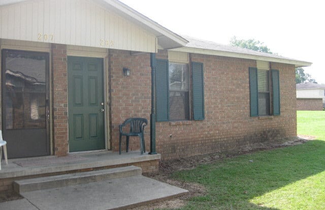 205 Chestnut Street - 205 Chestnut Street, Jacksonville, AR 72076