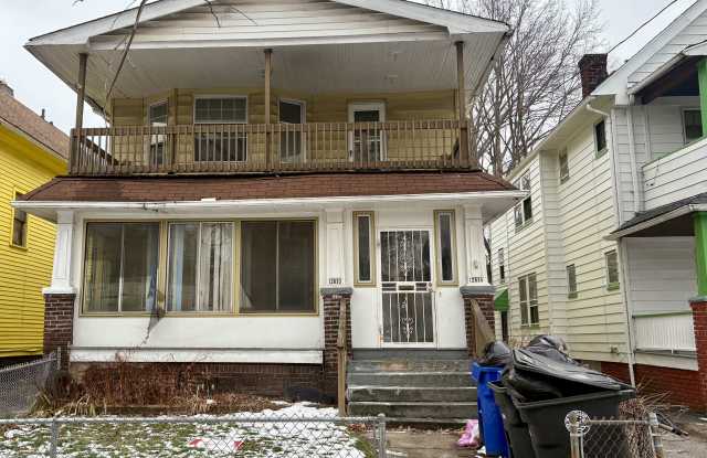 Photo of 12633 Edmonton Ave # 2