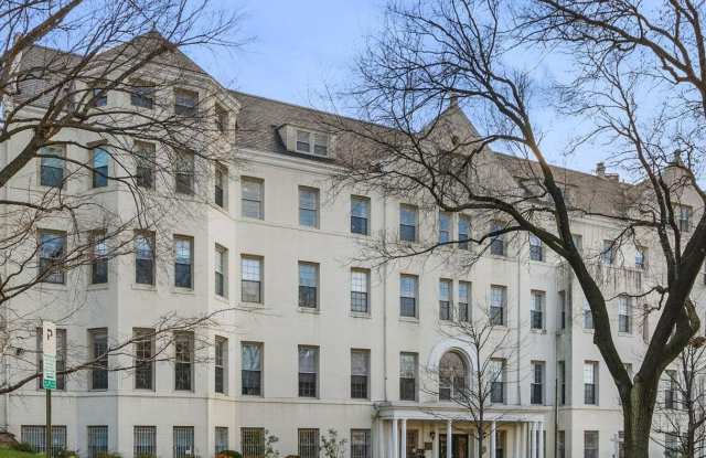 Photo of Carolina on the Hill