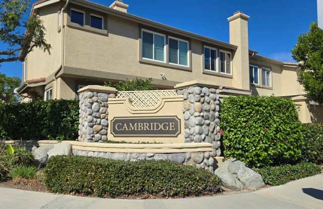Orange 3 Bed, 2.5 Bath Townhouse for Lease - Cambridge Community
