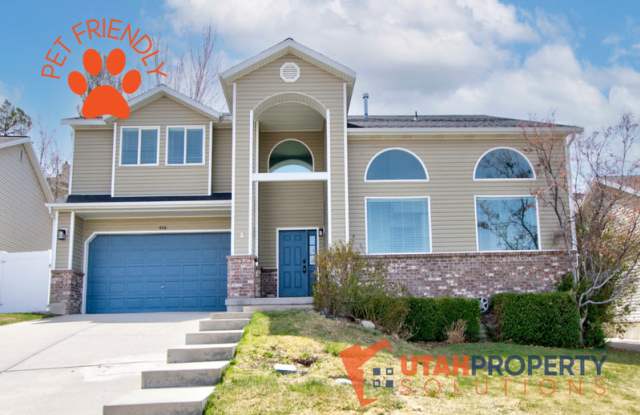 486 East Elizabeth Day Cove