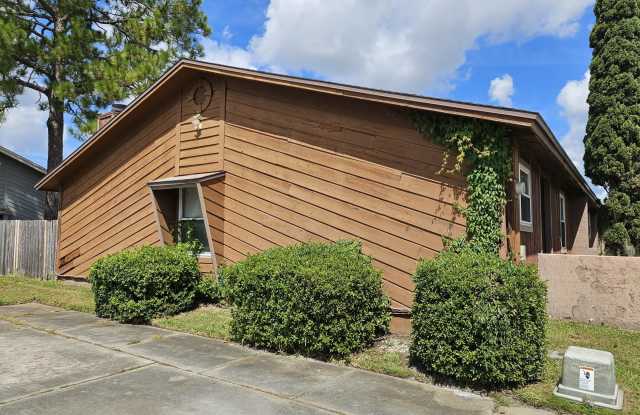 Photo of 1456 GIFFORD Avenue unit: A