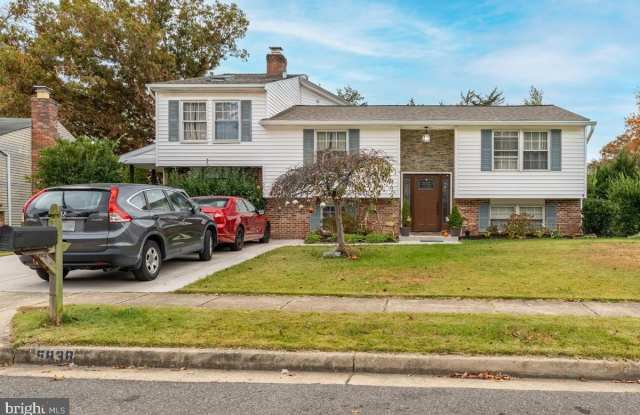 Photo of 5838 CROWFOOT Drive