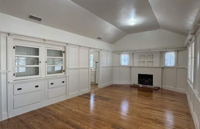 1403 East Fillmore Street