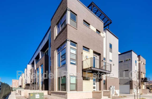 4061 W Conejos Place