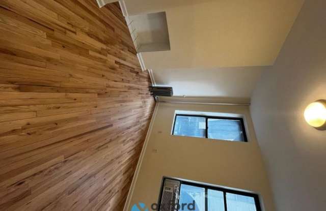 Photo of 201 East 73rd Street