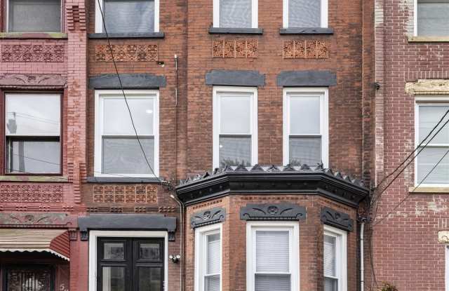 Photo of 55 ASTOR PL