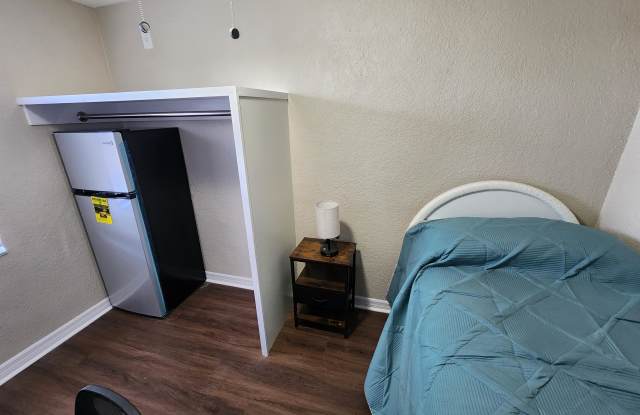 3547 Cheswick Drive - Room 5